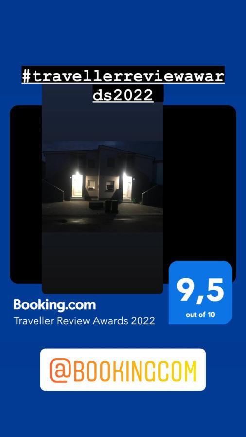 Apartman Petra 2 Vir Luaran gambar