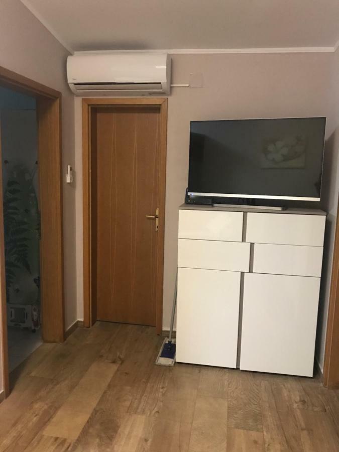 Apartman Petra 2 Vir Luaran gambar
